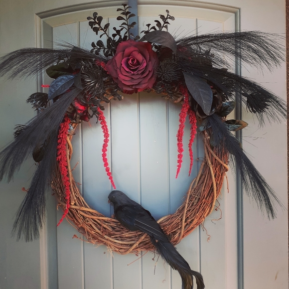 Black Bird Gothic Wreath - Picture 1 of 4